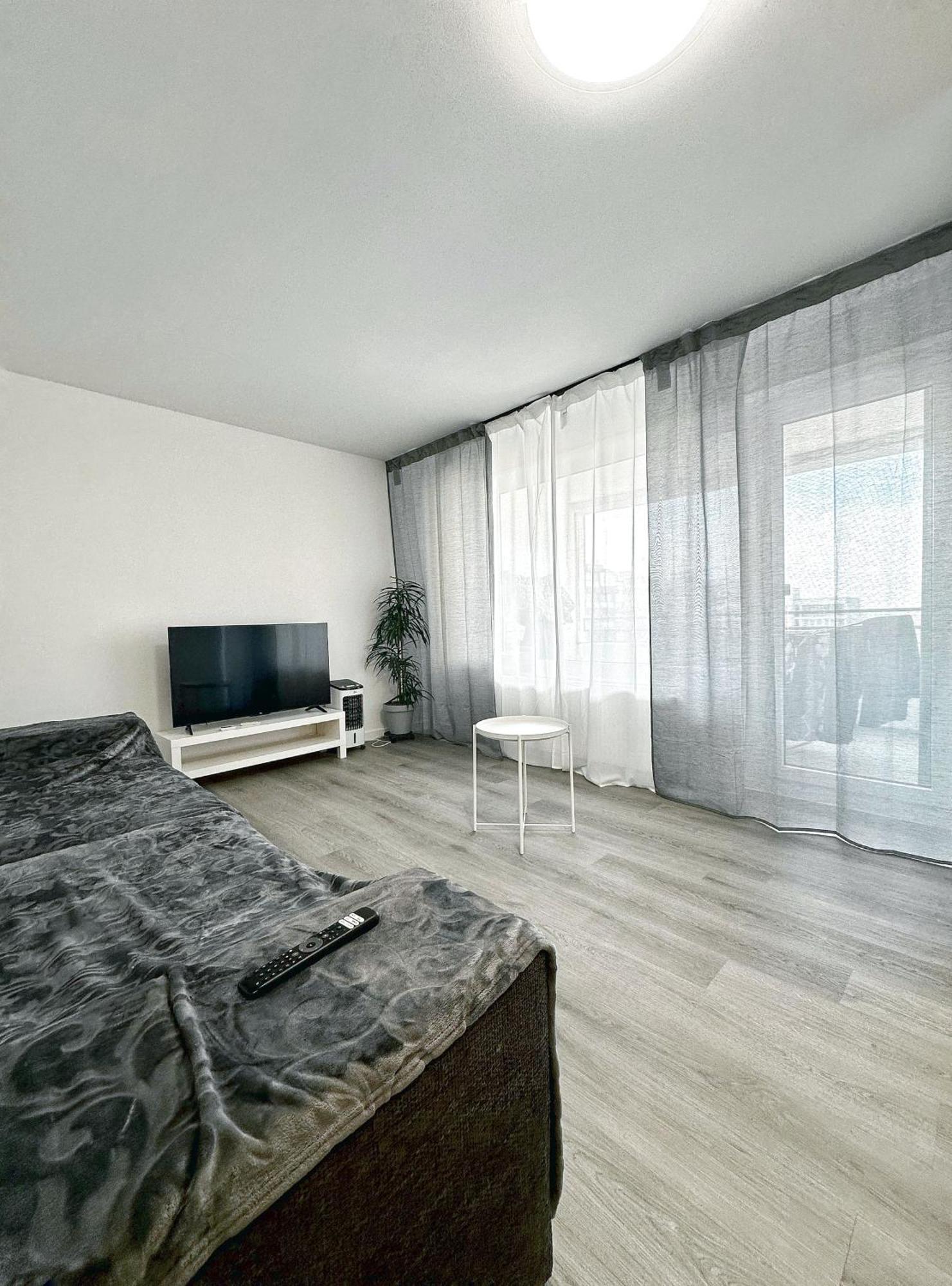 Apartment 2-zi. Apartment, Hannover-list/parking *